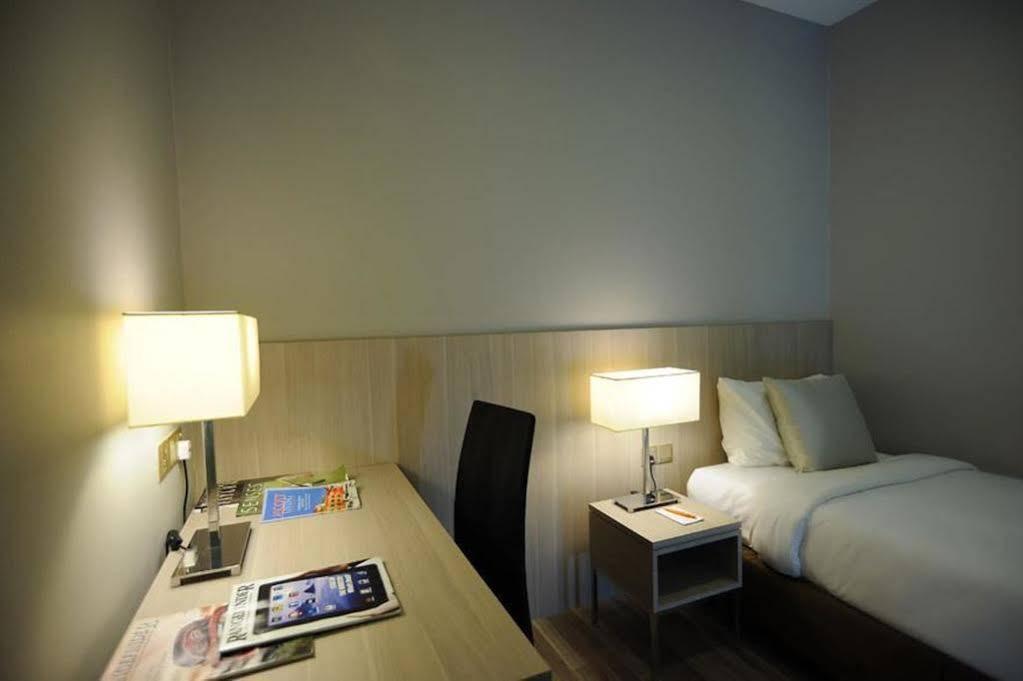 Citadines Uplands Kuching Exterior foto